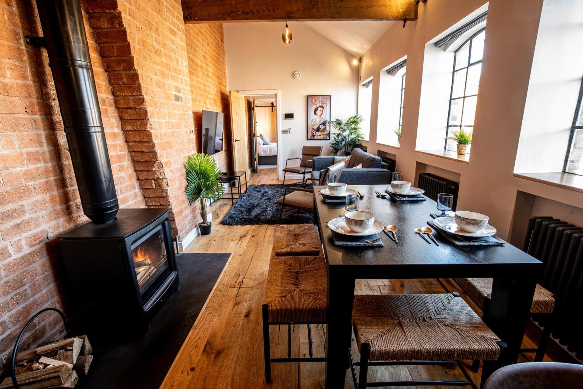 Vip 3Br Grade2 Luxurious Industrial House With Wood Fire, Electric Blinds And Big Cast Iron Windows In The Heart Of The Jq Vila Birmingham Exterior foto